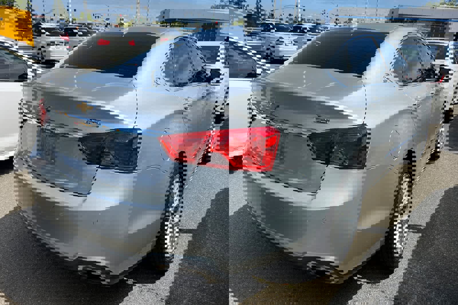 Used 2018 Chevrolet Impala Premier FWD image 4