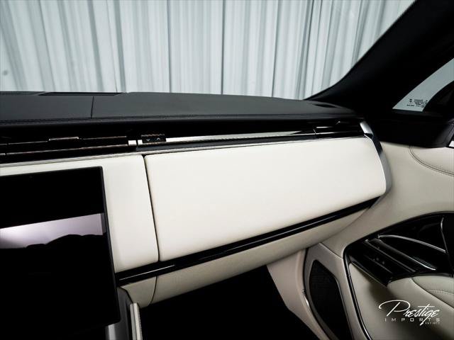 Used 2025 Land Rover Range Rover Autobiography AWD/4WD image 26