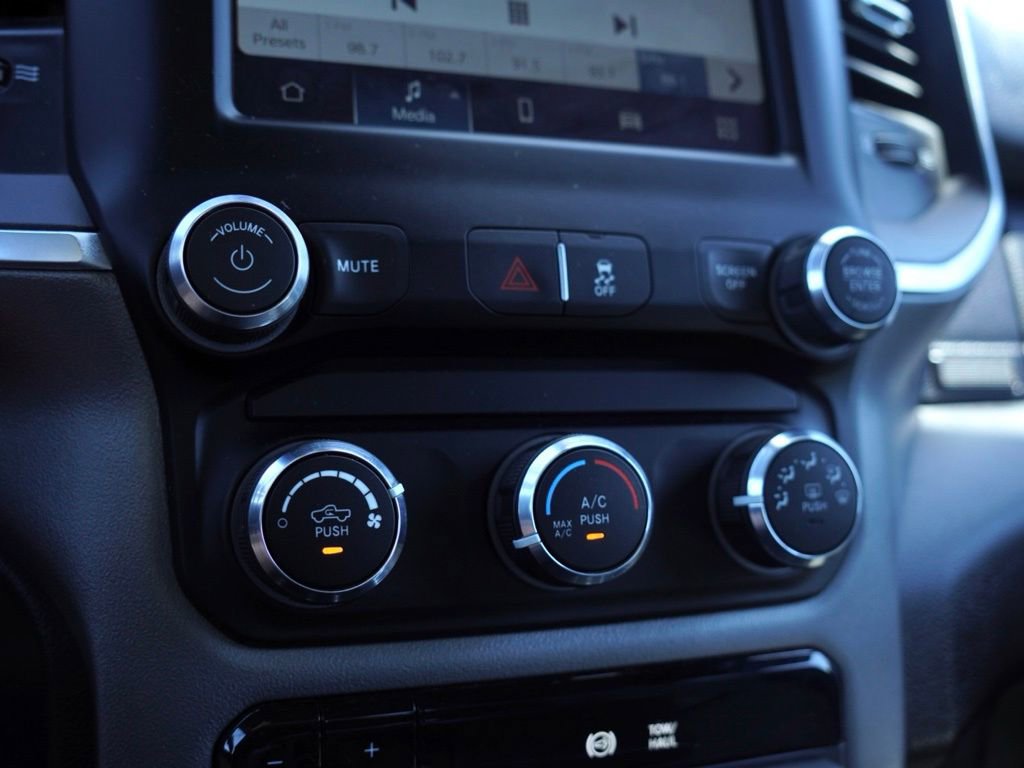 Certified 2024 RAM 3500 Big Horn image 19