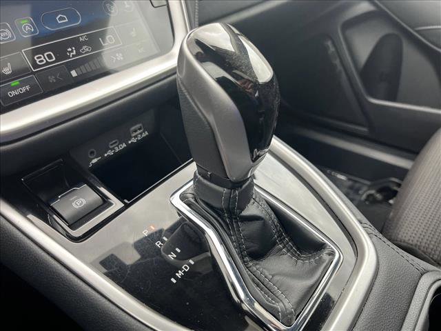 Used 2025 Subaru Outback Premium image 16