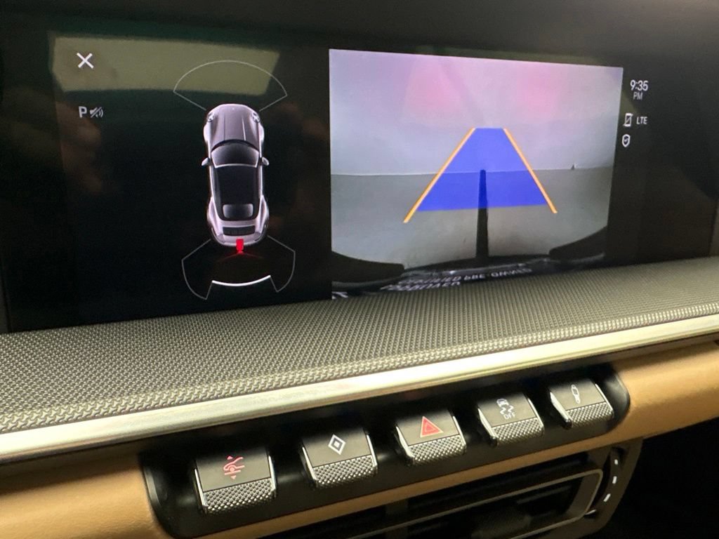 Certified 2022 Porsche 911 Turbo AWD/4WD image 31