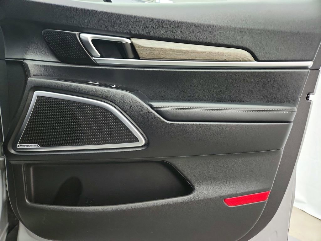 Used 2022 Kia Telluride SX image 37