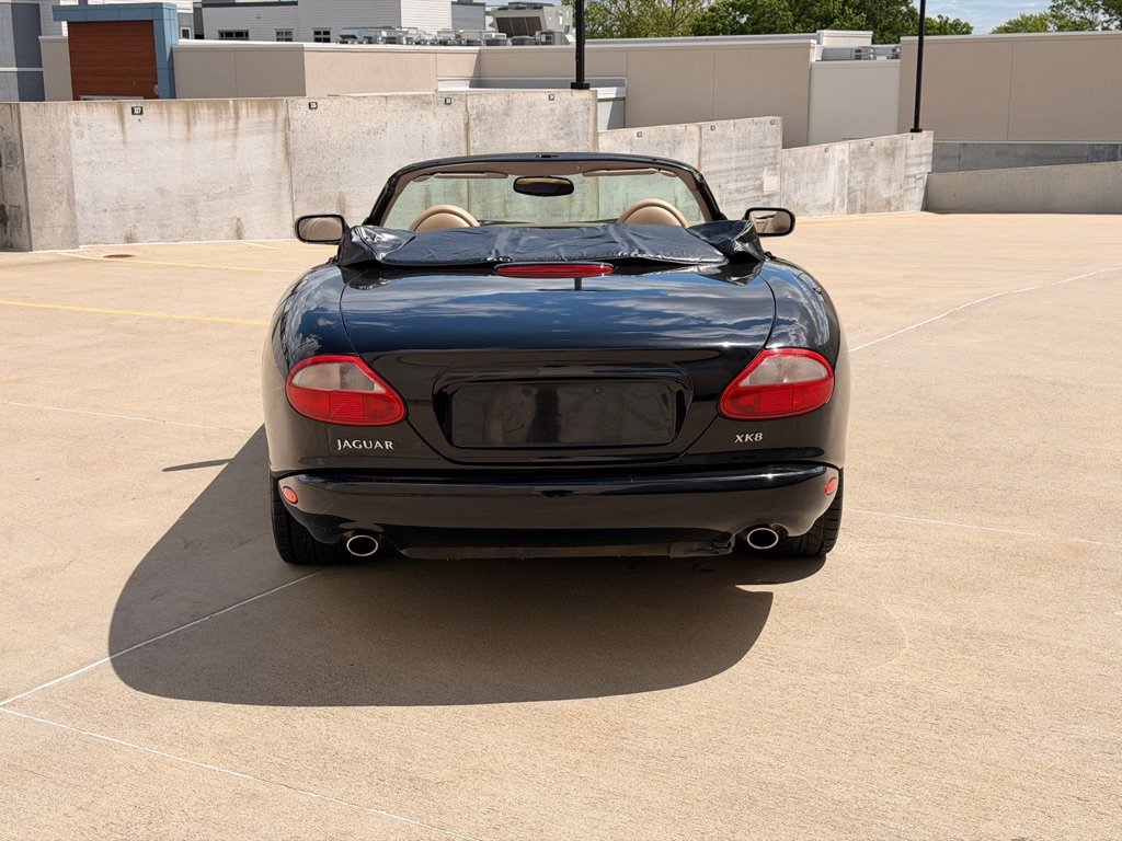 Used 2000 Jaguar XK8 Convertible RWD image 4