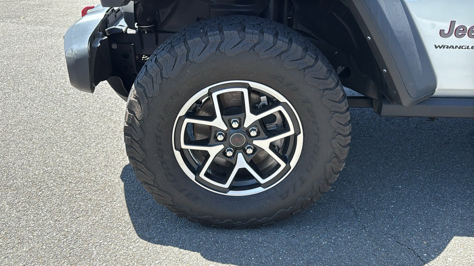 Used 2024 Jeep Wrangler Unlimited Rubicon AWD/4WD image 10