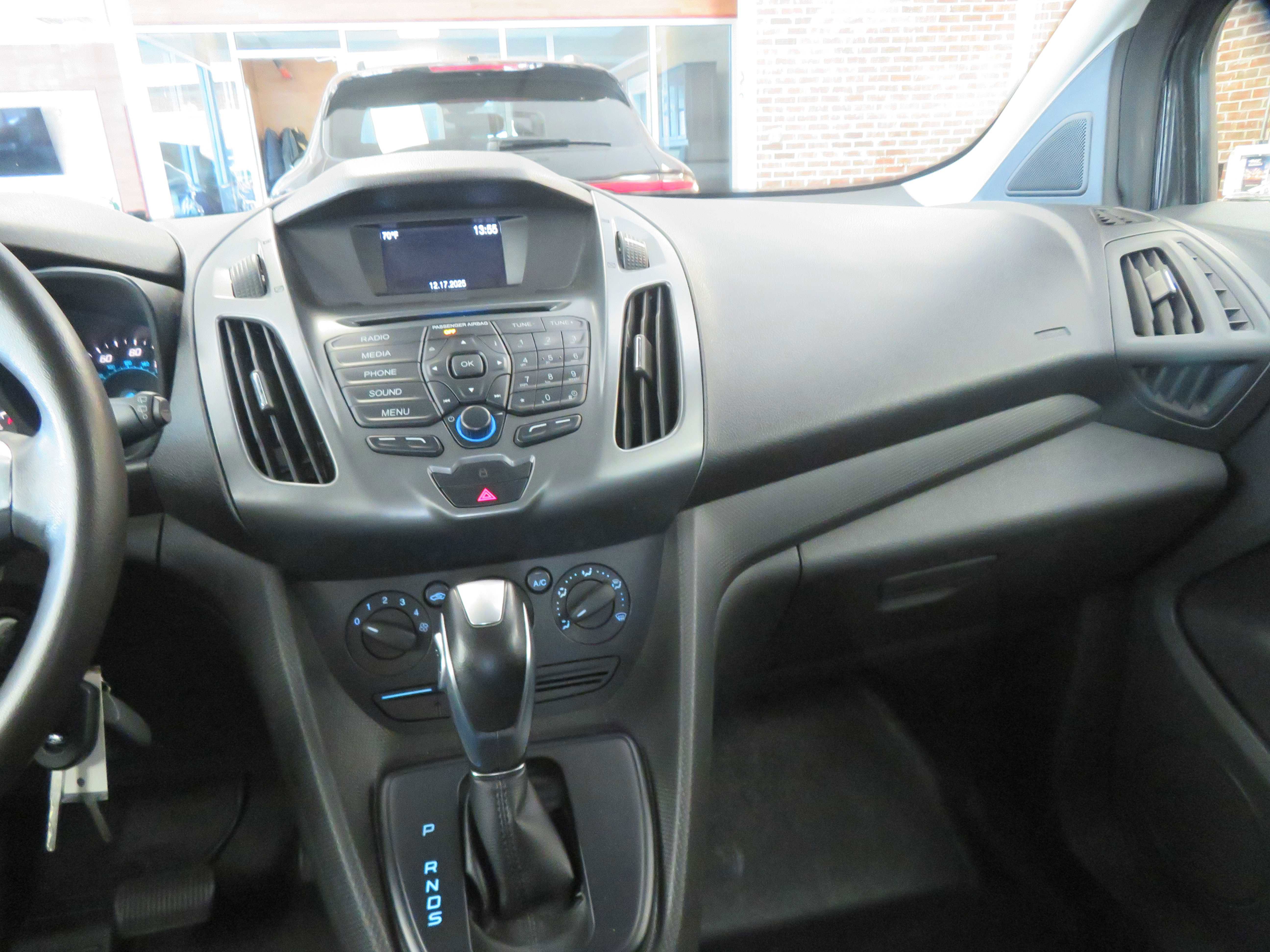 Used 2016 Ford Transit Connect XL image 31