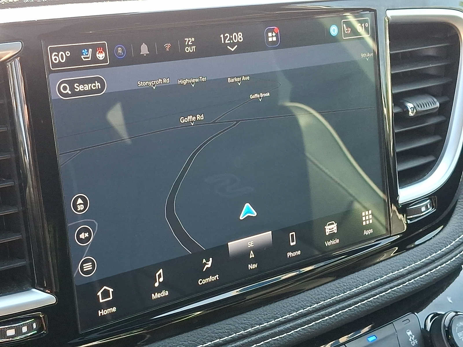 Used 2025 Chrysler Pacifica Limited FWD image 18