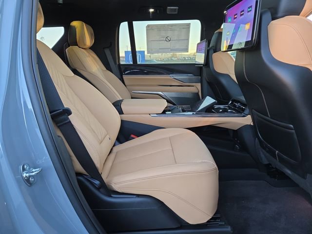 New 2026 Cadillac Escalade IQL Sport 2 image 40