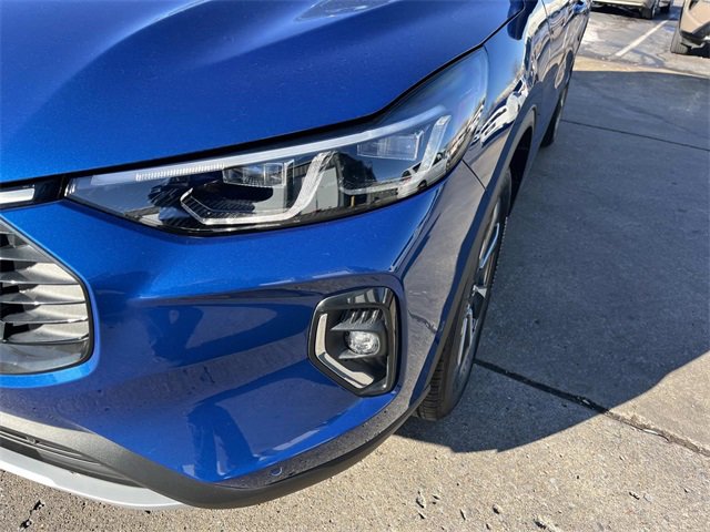 Used 2023 Ford Escape Platinum w/ Premium Technology Package image 9