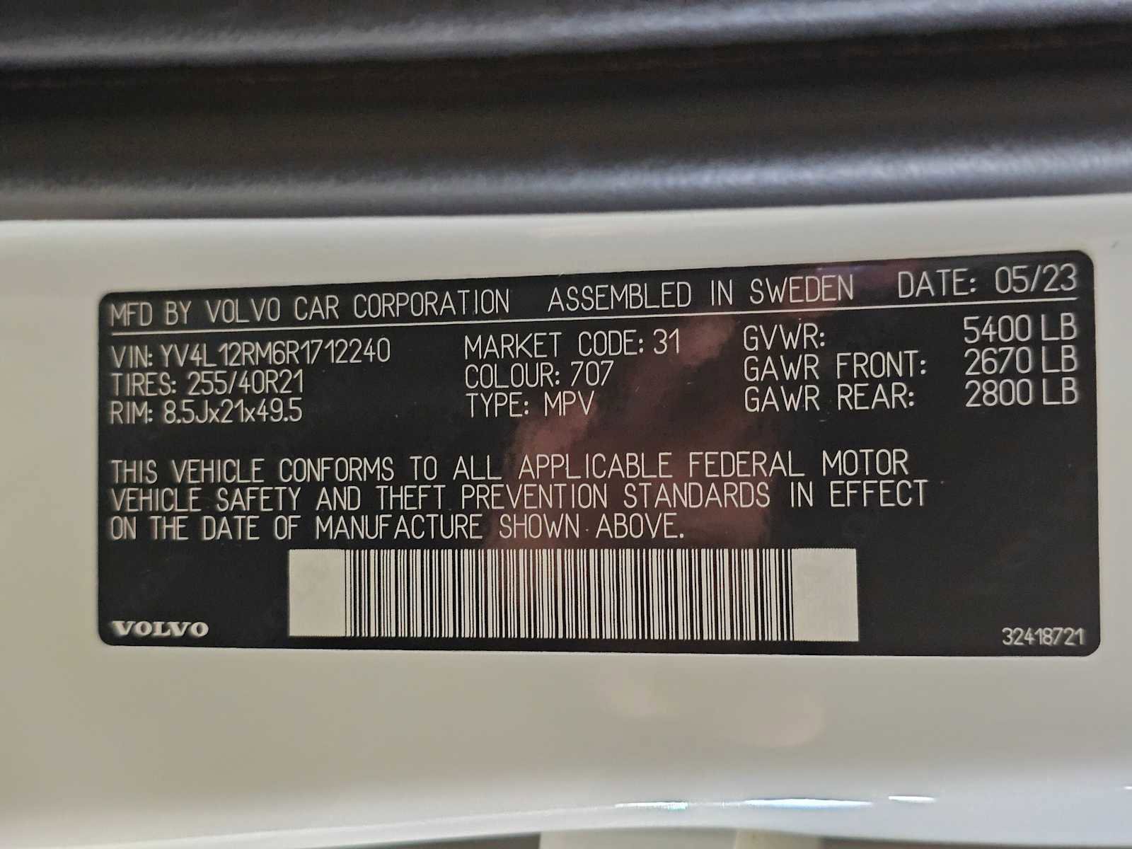 Used 2024 Volvo XC60 B5 Ultimate w/ Protection Package Premier image 41