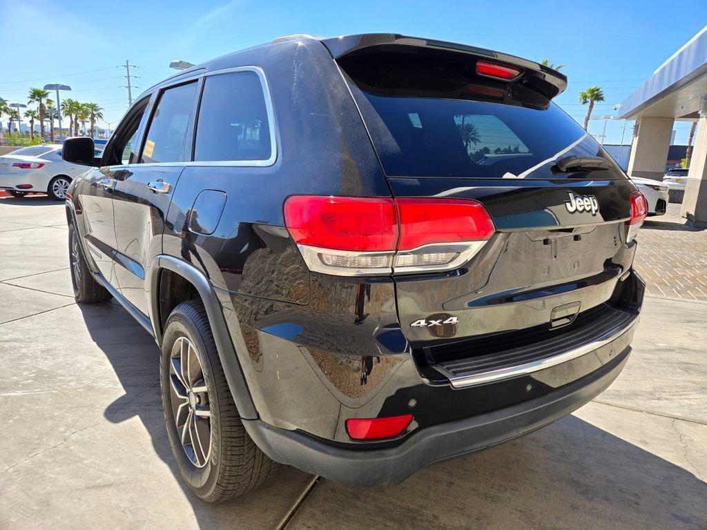 Used 2018 Jeep Grand Cherokee Limited image 3