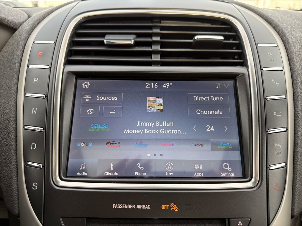 Used 2020 Lincoln Nautilus Reserve image 19