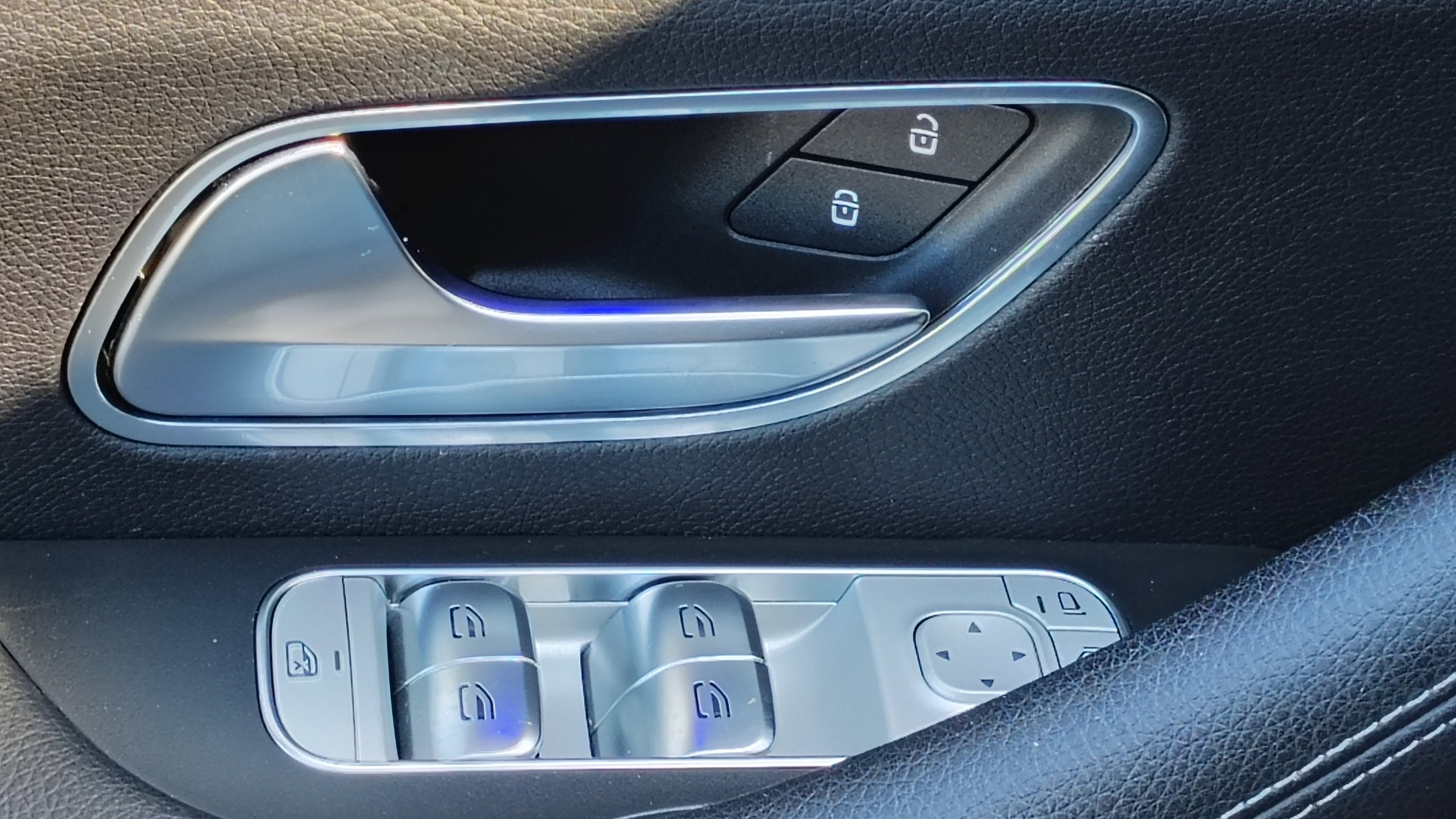 Used 2022 Mercedes-Benz GLE 350 4MATIC image 10