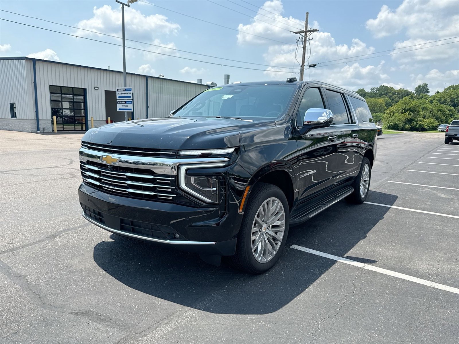 New 2025 Chevrolet Suburban Premier w/ Sun And Tow Package image 4