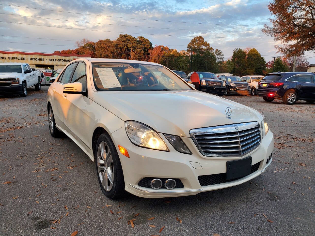 Used 2011 Mercedes-Benz E 350 4MATIC Sedan image 1