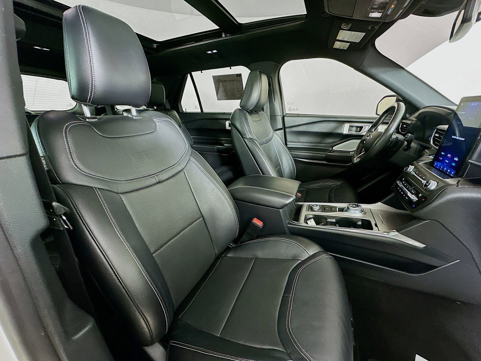 Used 2020 Ford Explorer ST w/ ST High-Performance Pack AWD/4WD image 44