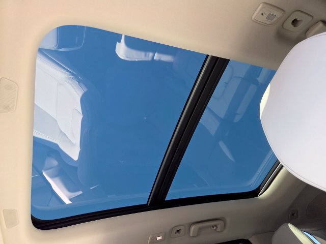 New 2027 Volvo XC90 B6 Ultra AWD/4WD image 9