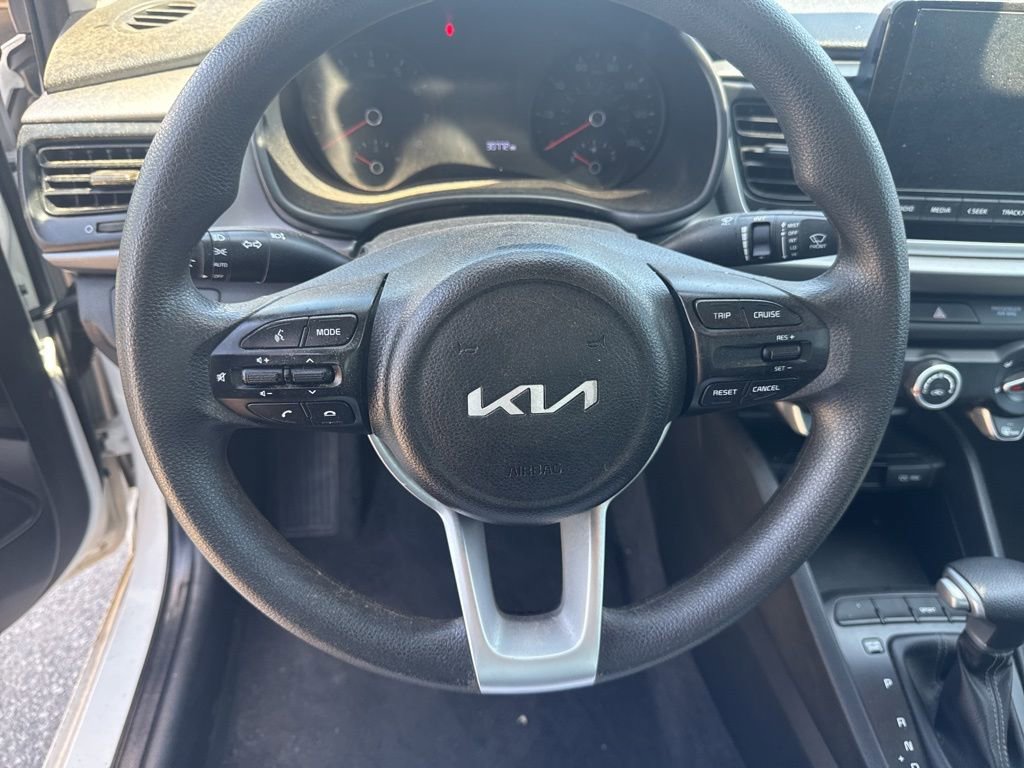 Used 2023 Kia Rio S image 6