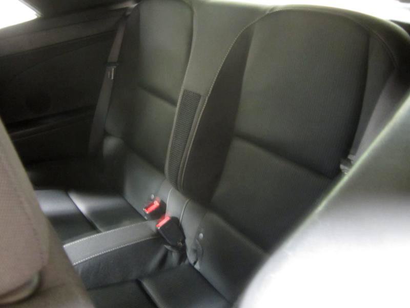 Used 2015 Chevrolet Camaro LT RWD image 12