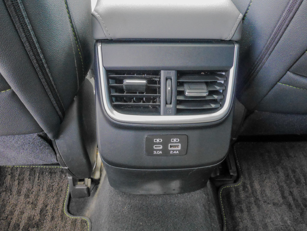Used 2024 Subaru Outback Onyx Edition AWD/4WD image 21