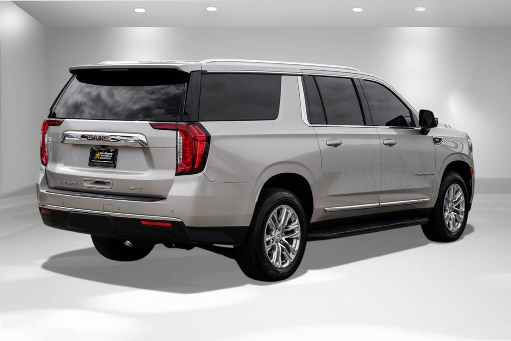 Used 2021 GMC Yukon XL SLT w/ SLT Premium Package image 7