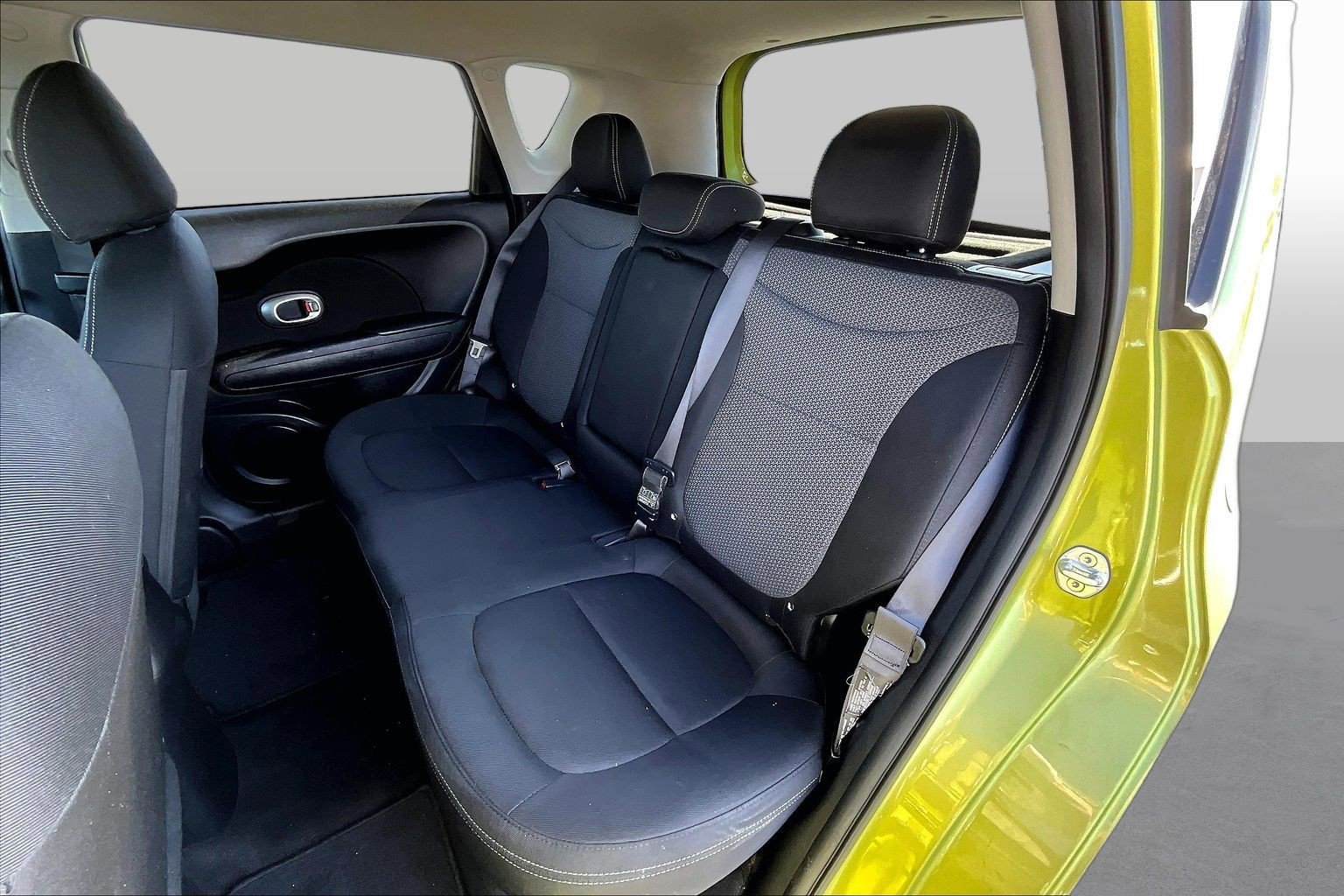 Used 2018 Kia Soul + FWD image 24