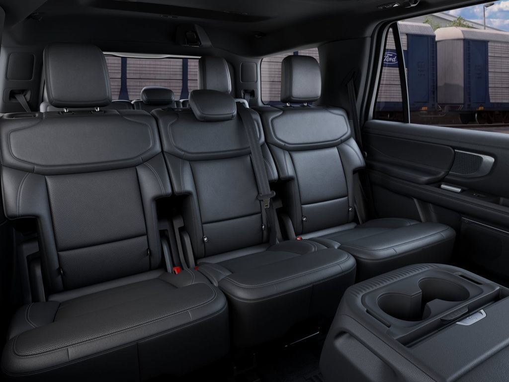New 2027 Ford Expedition Platinum w/ Stealth Performance Package AWD/4WD image 13