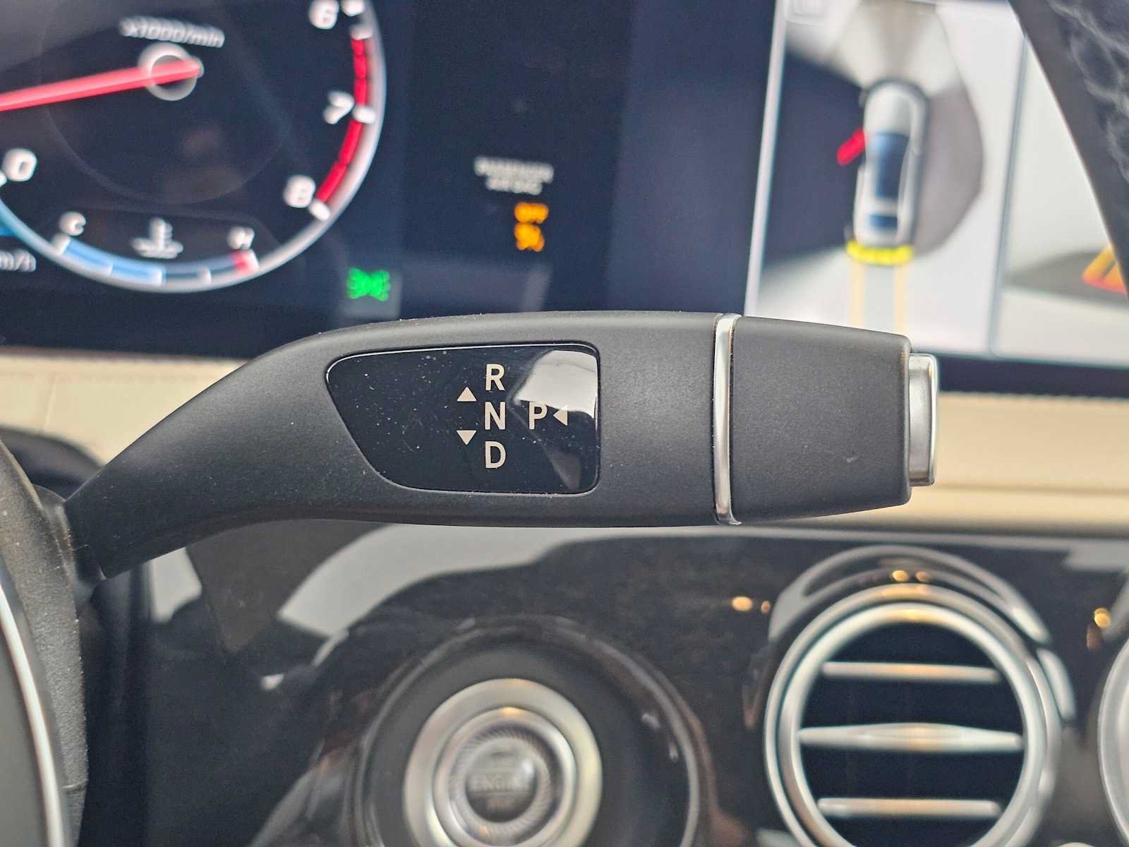 Used 2018 Mercedes-Benz S 560 Sedan image 31