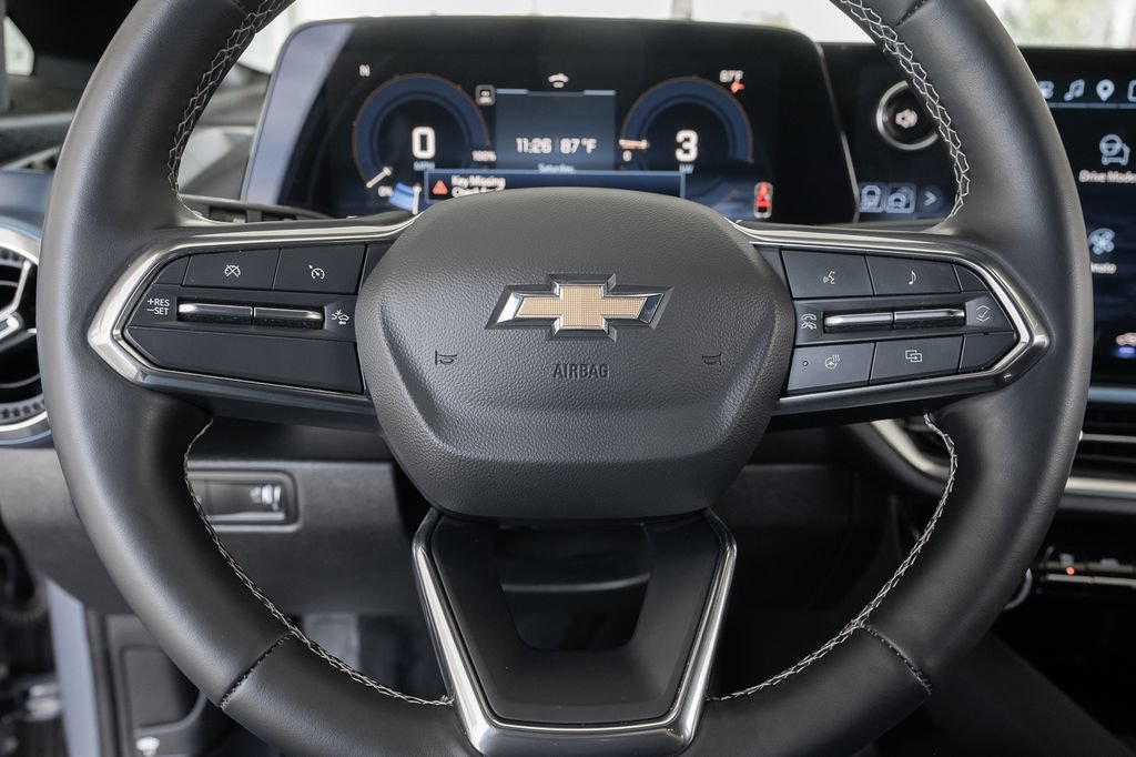 Used 2024 Chevrolet Equinox EV LT FWD image 20