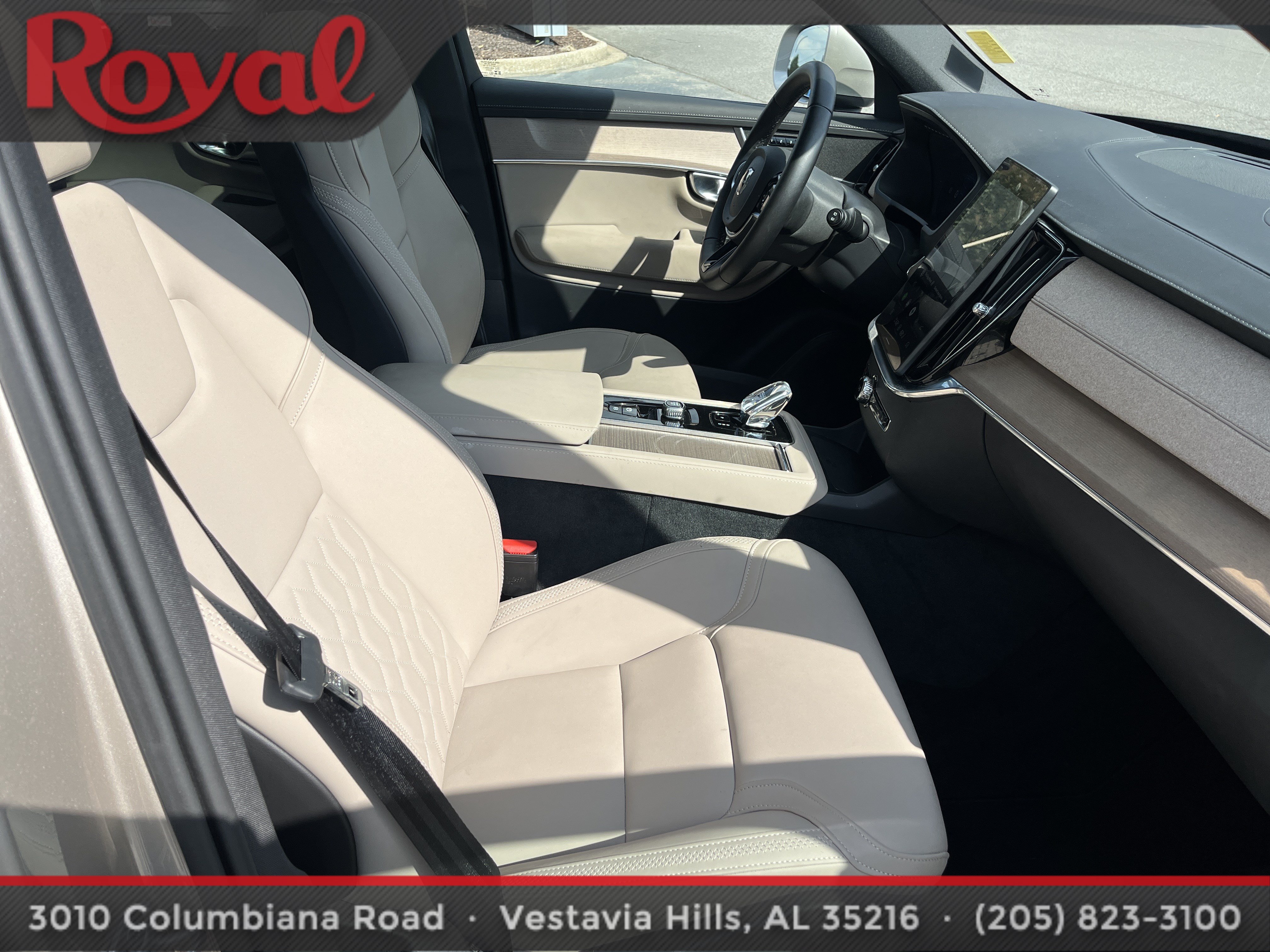 Used 2026 Volvo XC90 B5 Core AWD/4WD image 25