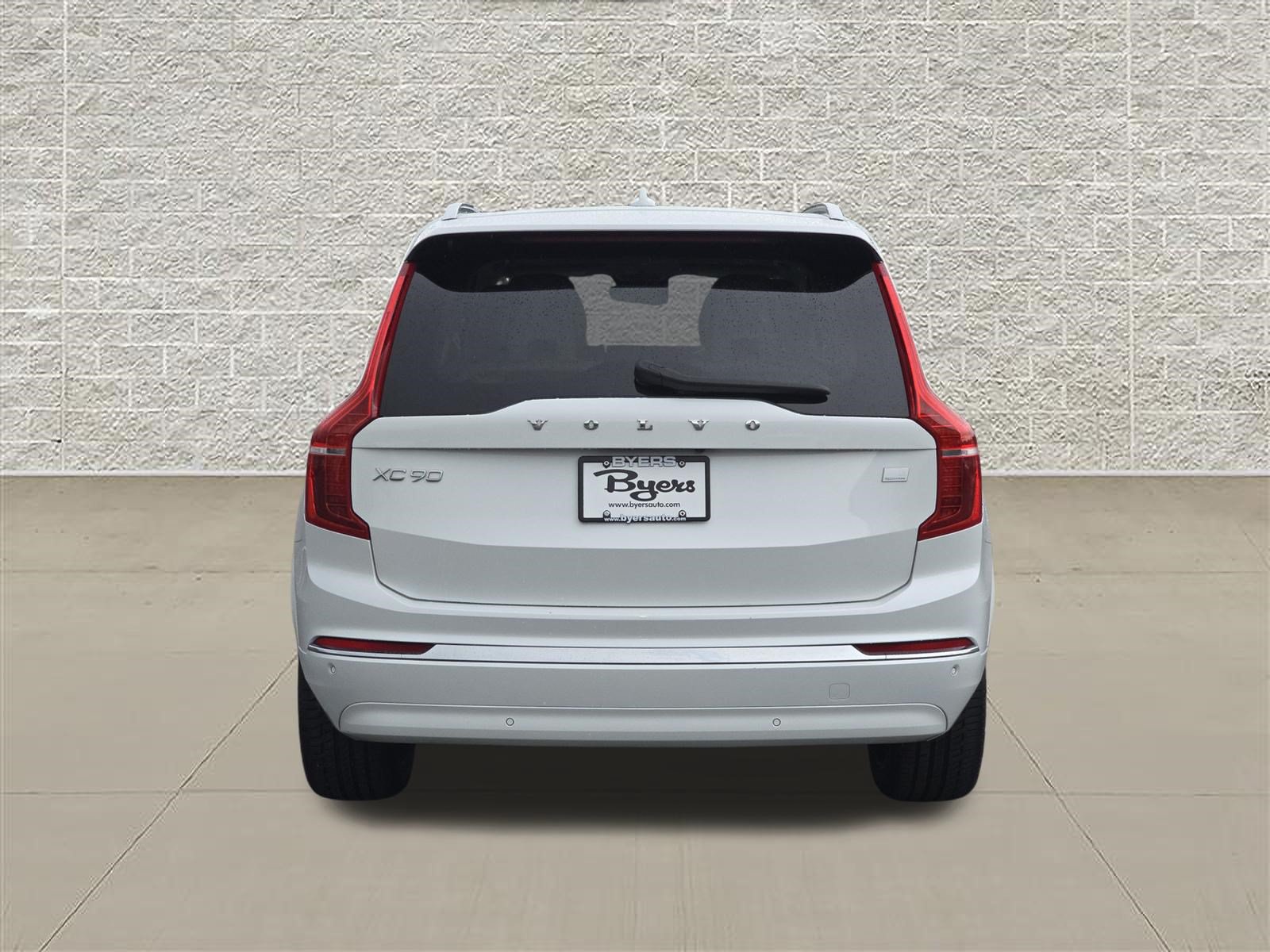 Used 2023 Volvo XC90 T8 Plus AWD/4WD image 6