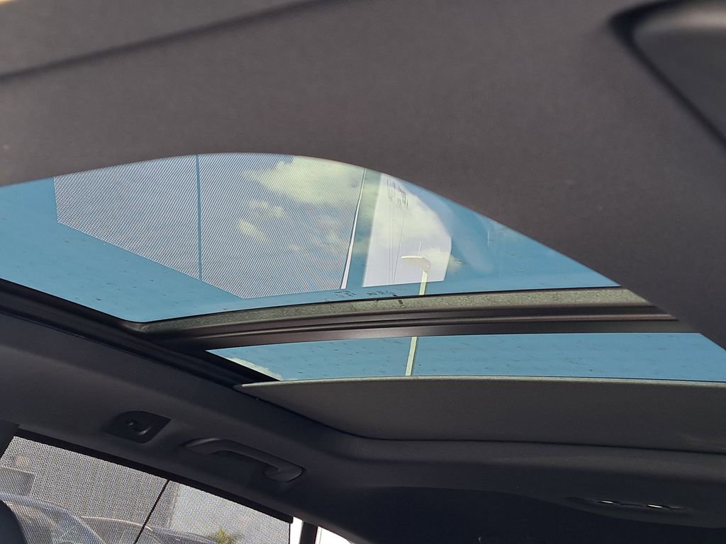 New 2026 Audi Q8 Premium Plus image 16