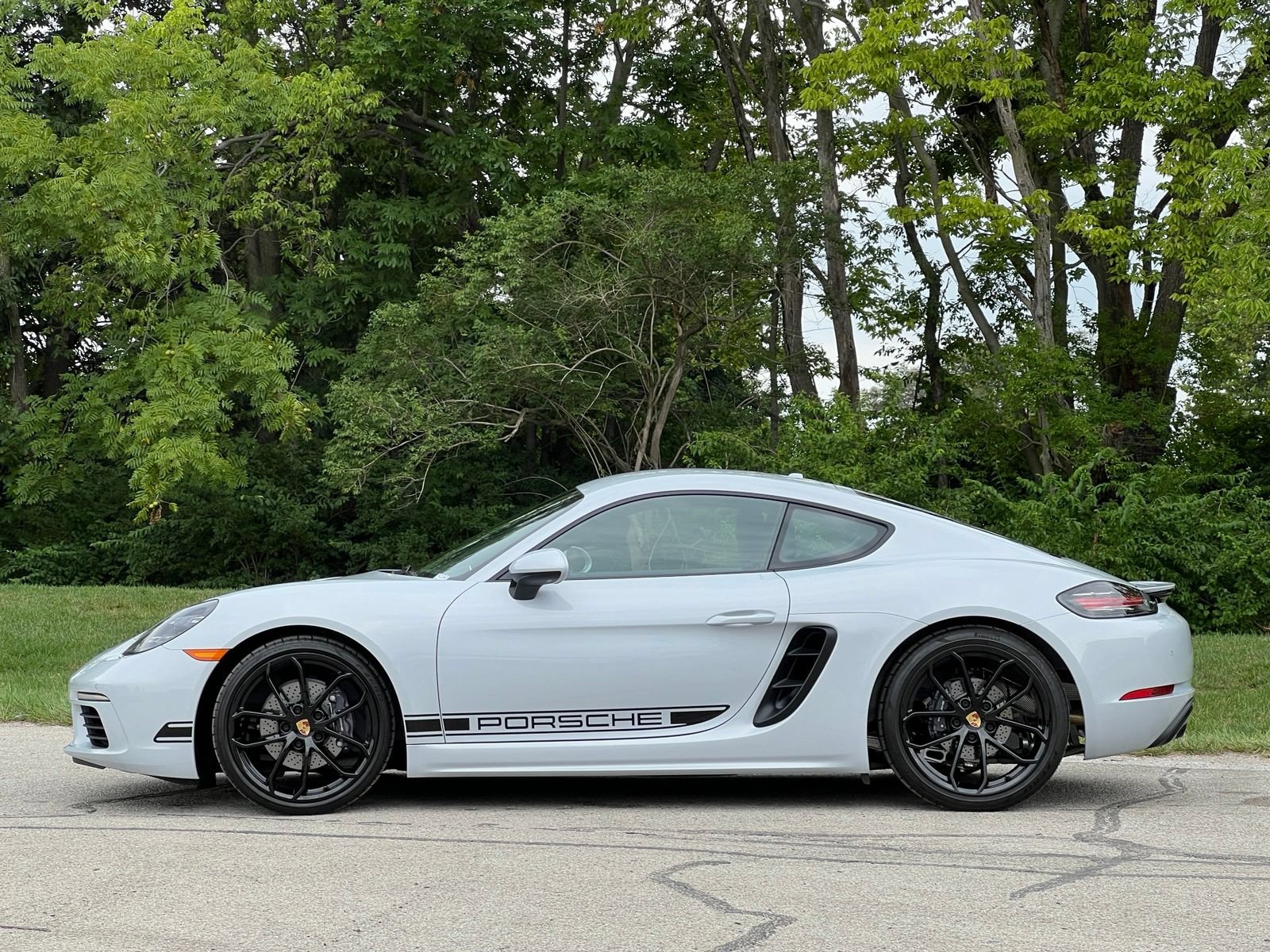 Certified 2024 Porsche 718 Cayman w/ Premium Package RWD image 2