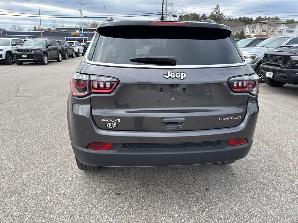 Certified 2024 Jeep Compass Limited image 4
