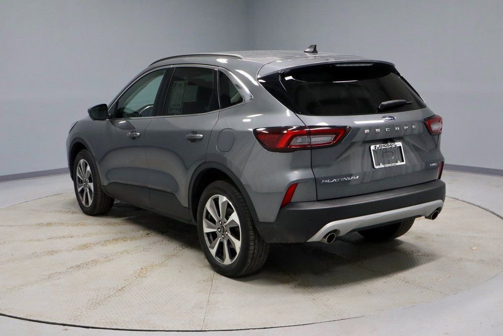 Certified 2024 Ford Escape Platinum image 10