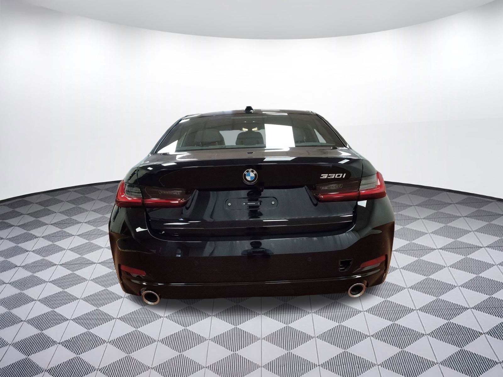 New 2026 BMW 330i Sedan w/ Premium Package image 9