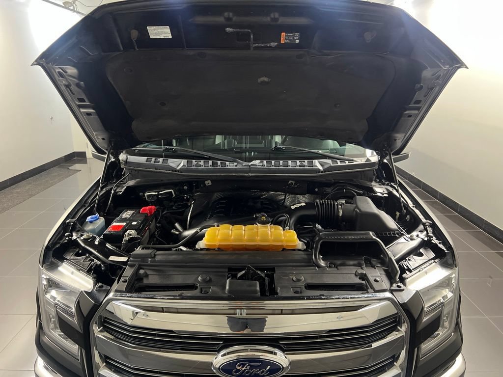 Used 2016 Ford F150 Lariat w/ Equipment Group 502A Luxury AWD/4WD image 40