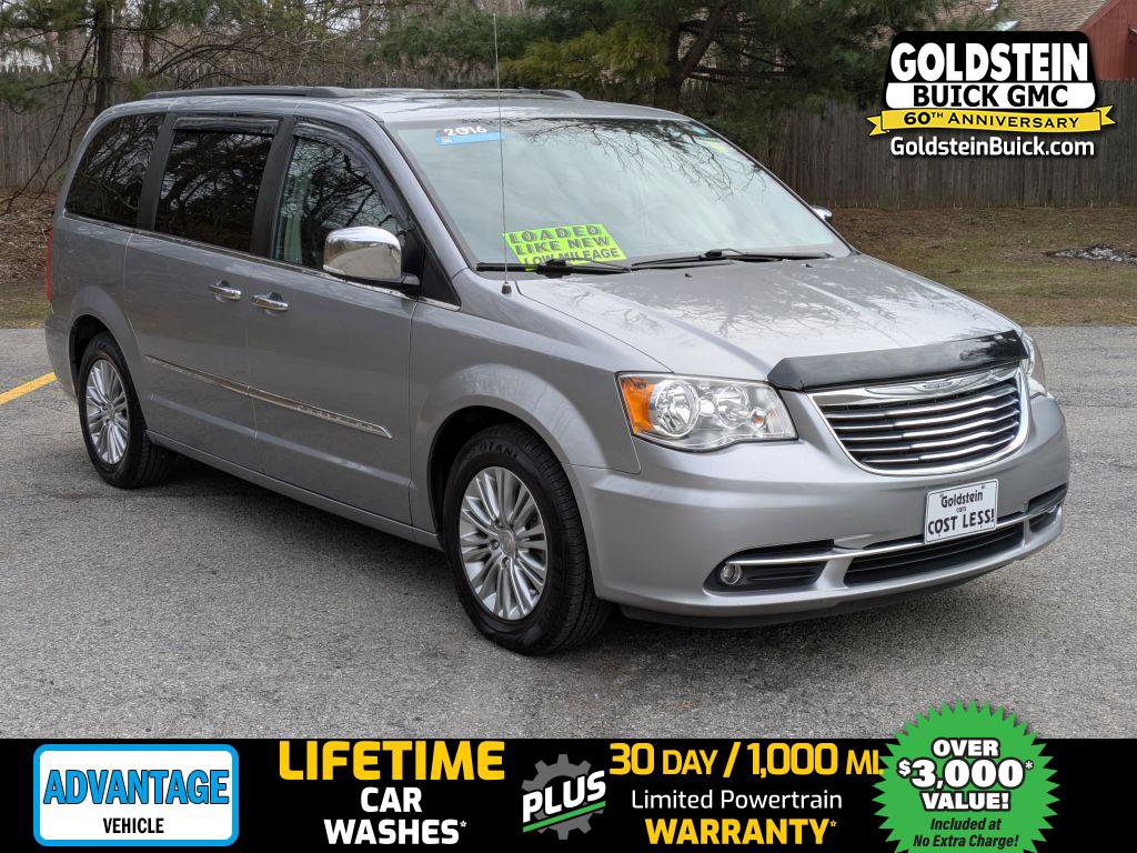 Used 2016 Chrysler Town & Country Touring-L image 1