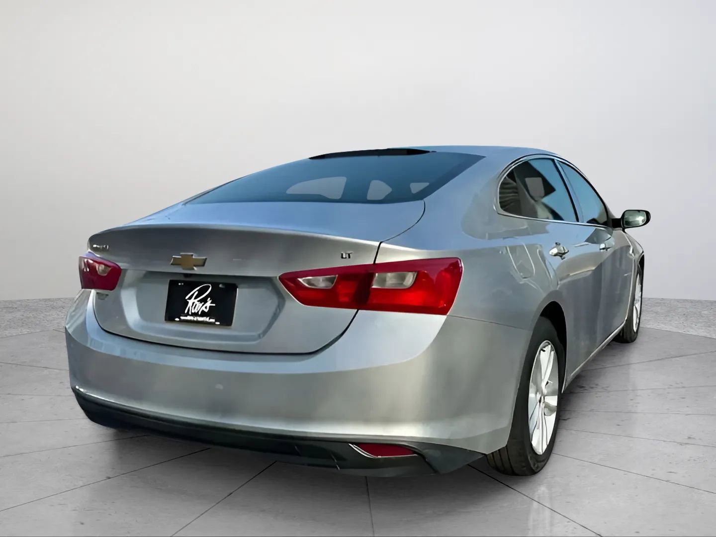 Used 2016 Chevrolet Malibu LT w/ Leather Package image 7