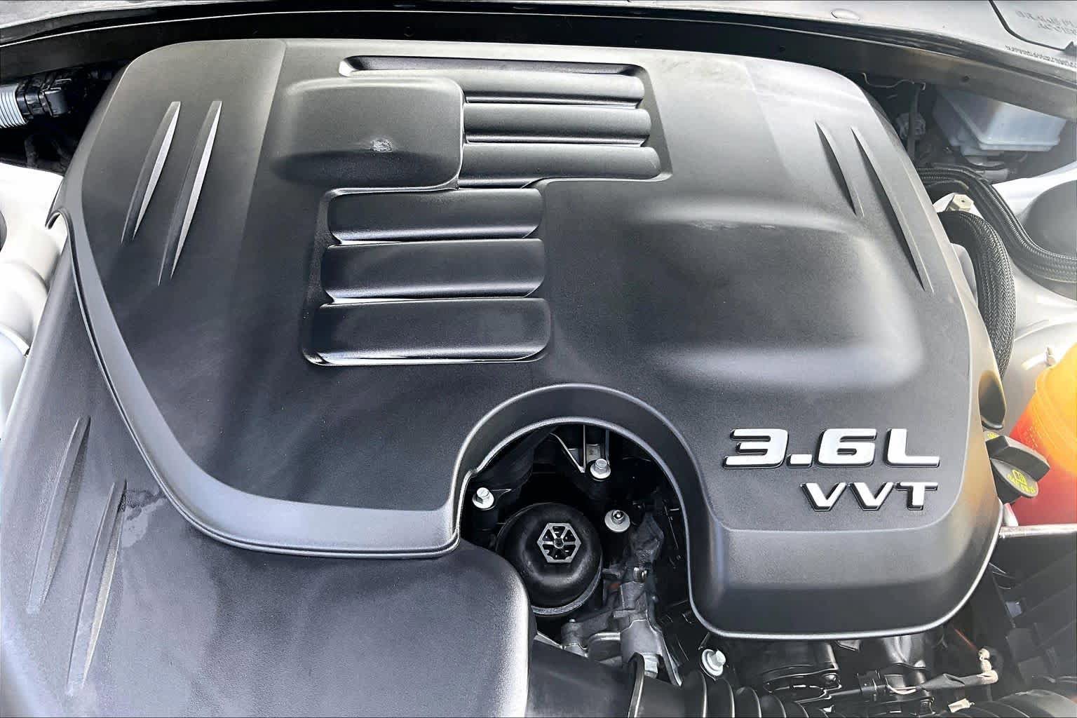 Used 2023 Dodge Charger SXT w/ Blacktop Package RWD image 31