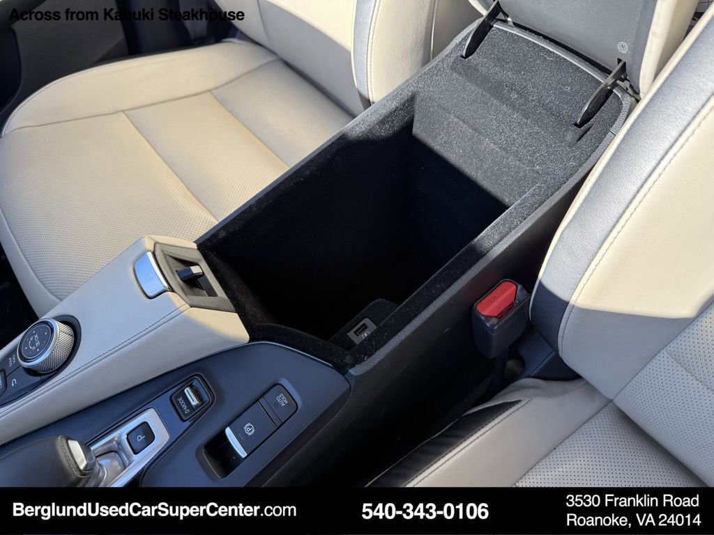 Used 2021 INFINITI QX50 Essential w/ Convenience Package image 29