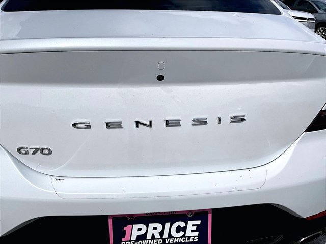 Used 2023 Genesis G70 2.0T RWD image 30
