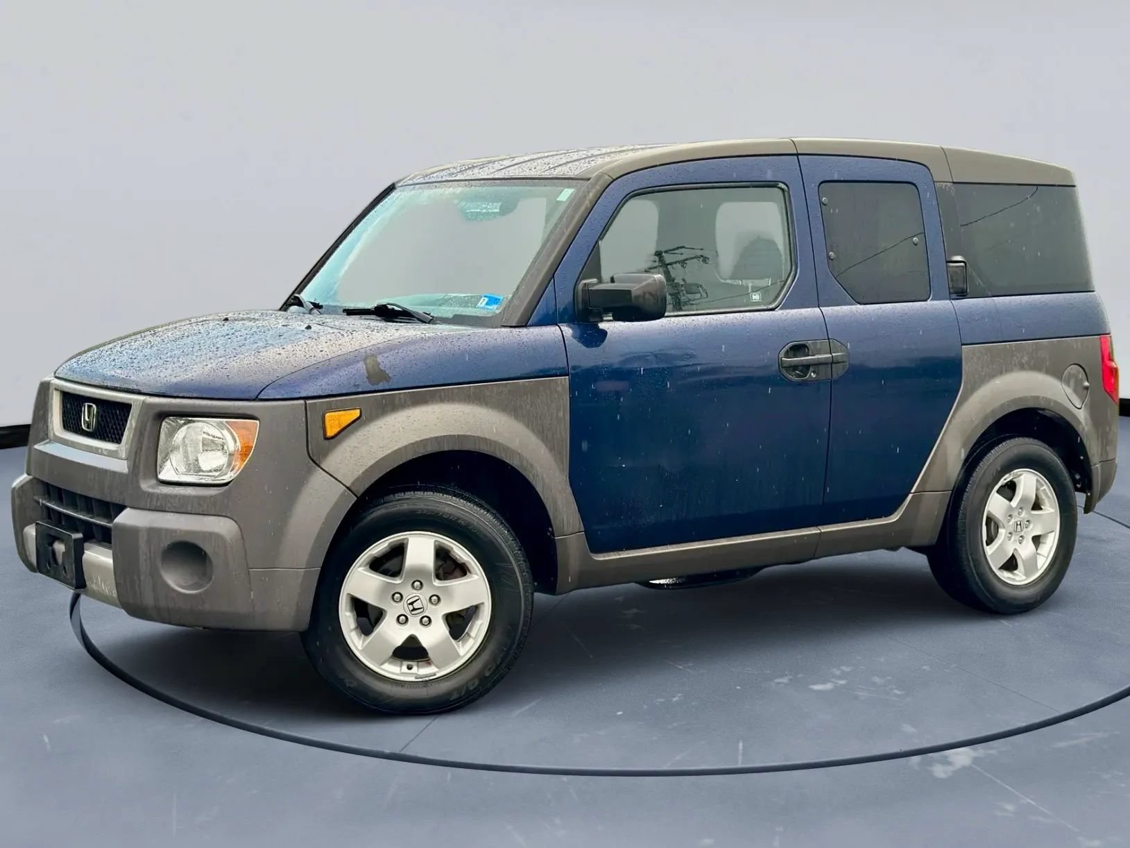 Used 2003 Honda Element EX image 2