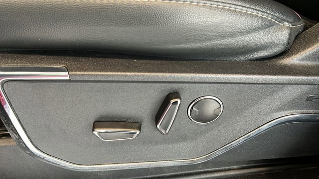 Used 2023 Ford F150 Lariat w/ Equipment Group 502A High image 14