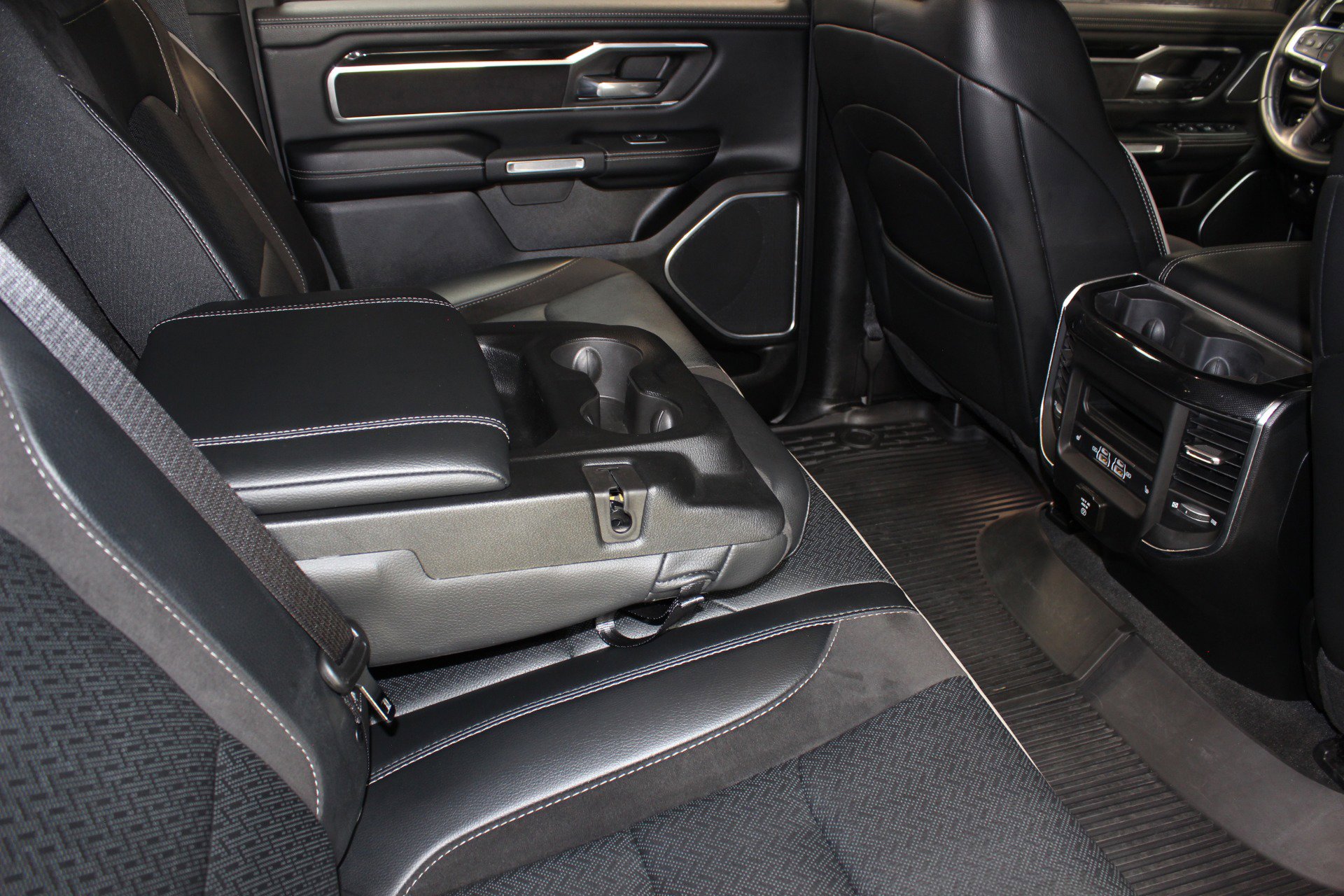 Used 2022 RAM 1500 Laramie image 52