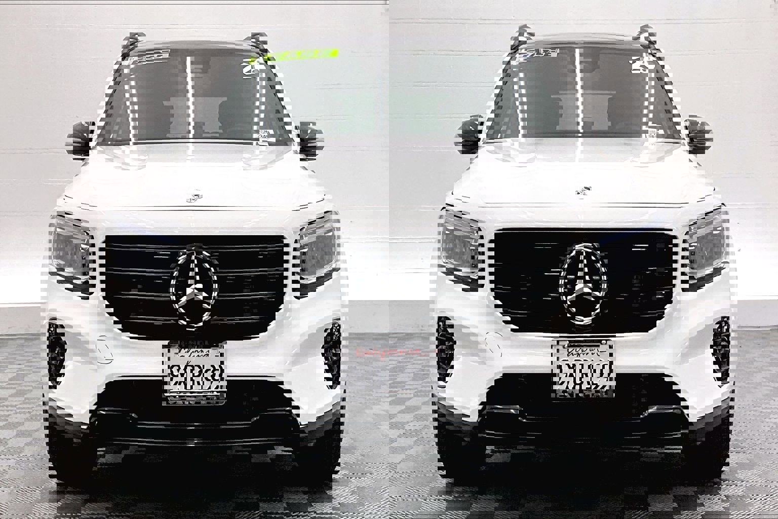 Used 2026 Mercedes-Benz GLB 250 image 2