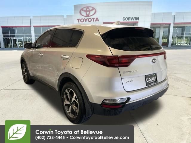 Used 2020 Kia Sportage LX image 3