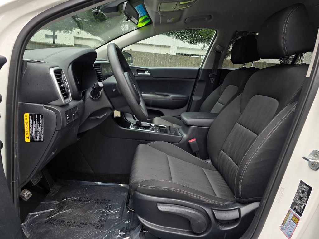 Used 2022 Kia Sportage LX image 23