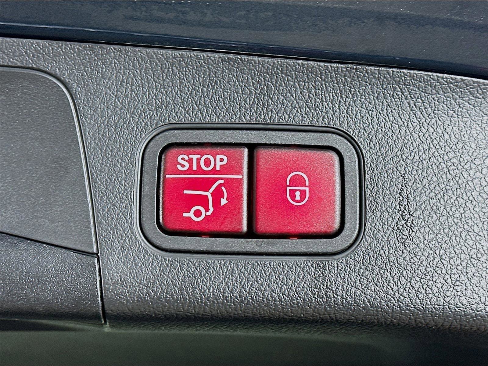 Certified 2023 Mercedes-Benz GLA 250 4MATIC w/ Premium Package image 36