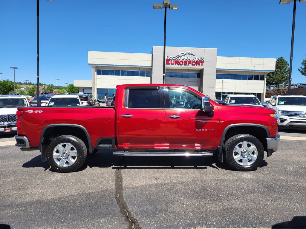 Used 2021 Chevrolet Silverado 2500 LTZ w/ LTZ Convenience Package AWD/4WD image 3