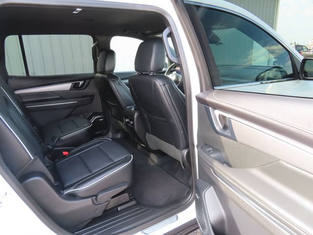 Used 2026 Buick Enclave Preferred AWD/4WD image 27
